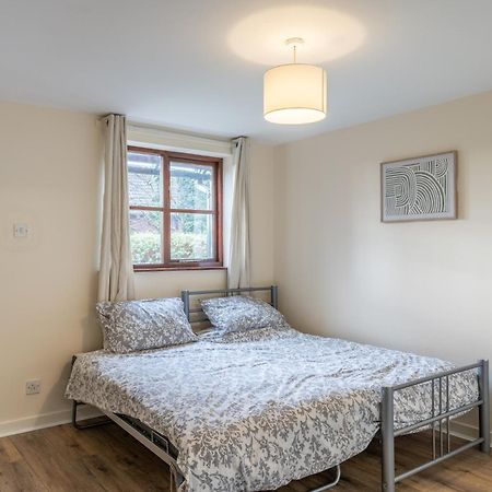 Modern Studio Flat In Wellington, Telford Wellington  Eksteriør billede