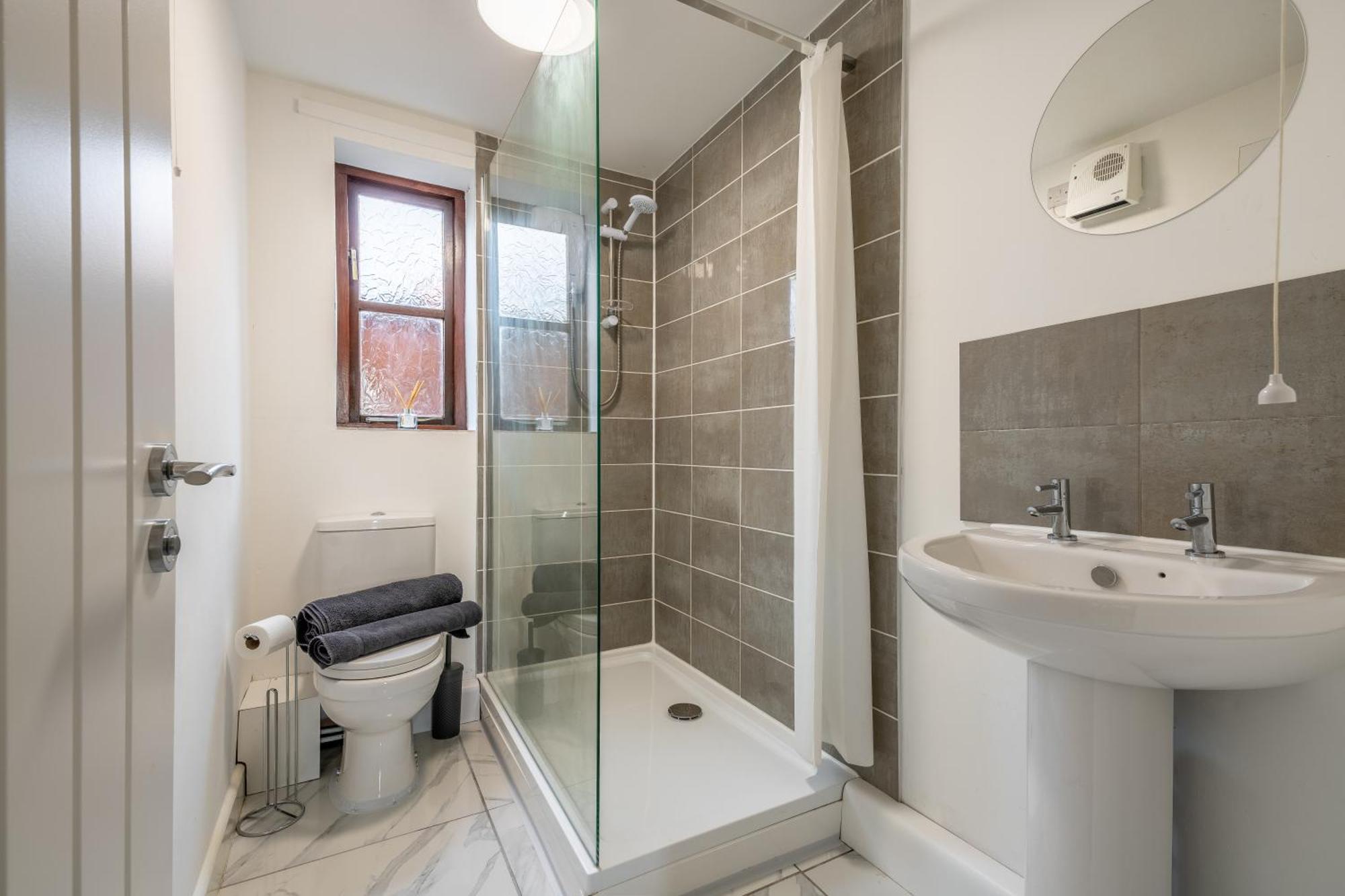 Modern Studio Flat In Wellington, Telford Wellington  Eksteriør billede